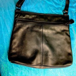 Black Margot crossbody